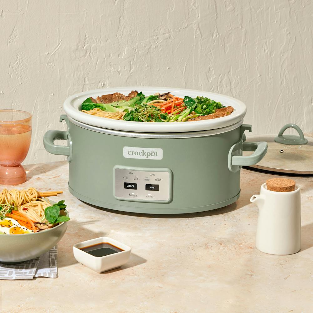 crock-pot-programmable-design-series-6-quart-cook-and-carry-slow-cooker-moonshine-l3 94e6cb40-ae64-3660-918d-c04a575e1d96.jpg