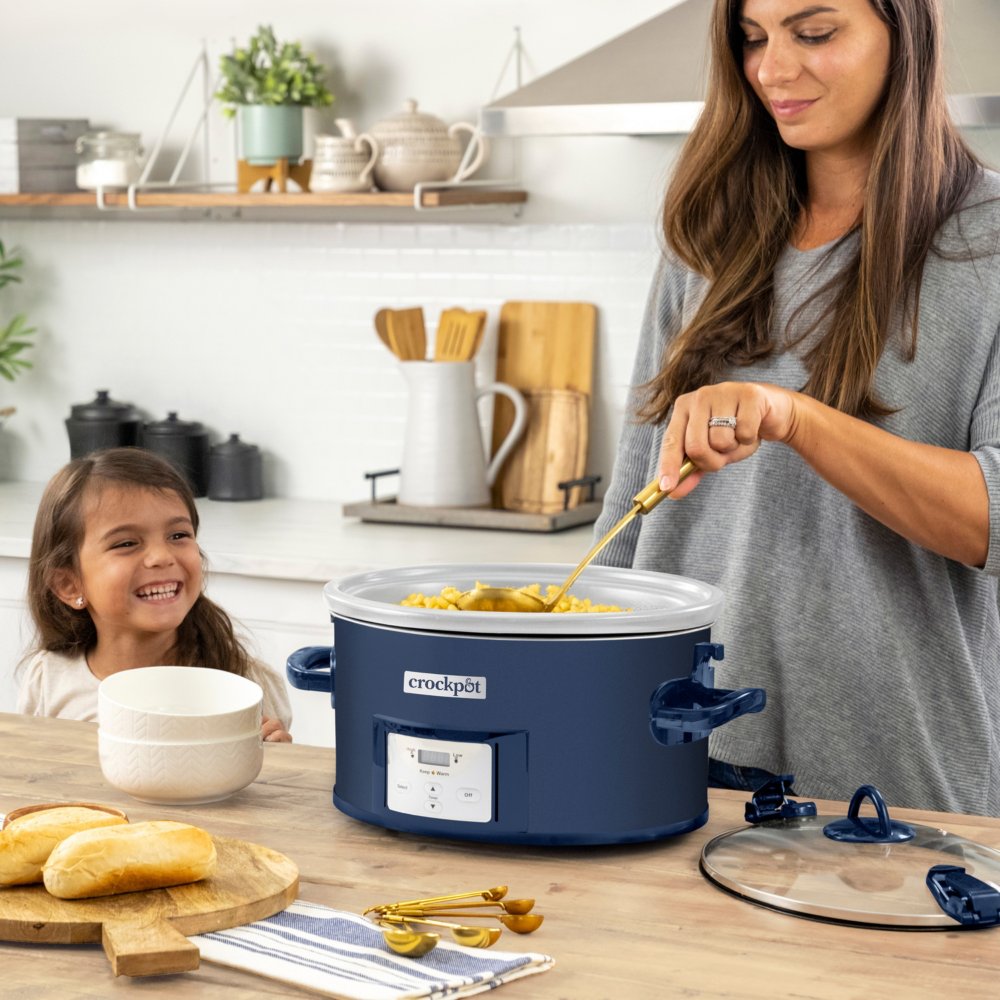 crock-pot-design-series-7-quart-cook-and-carry-slow-cooker-poseidon-programmable-slow-cooker-with-locking-lid-f8 DC-39109-Crockpot_2022FallDesigns-Poseidon-ATF02-nogfx